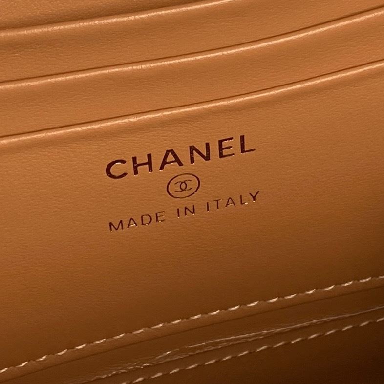 Ch**el cosmetic bags